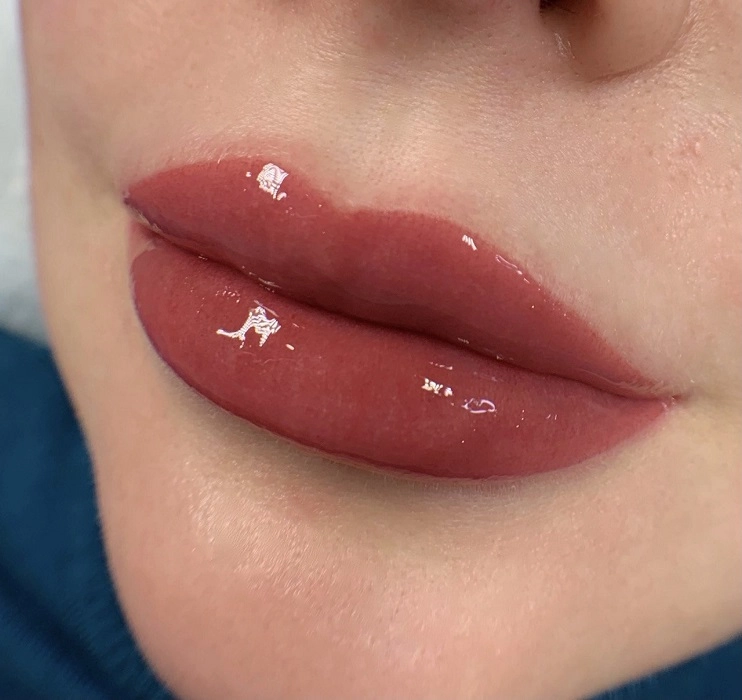 Akvarelnye-guby-742-700